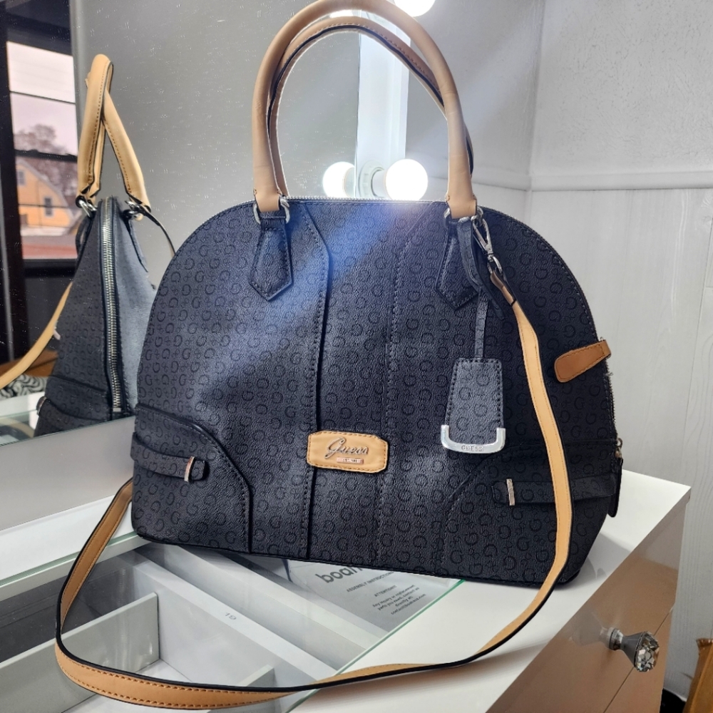Guess grey purse